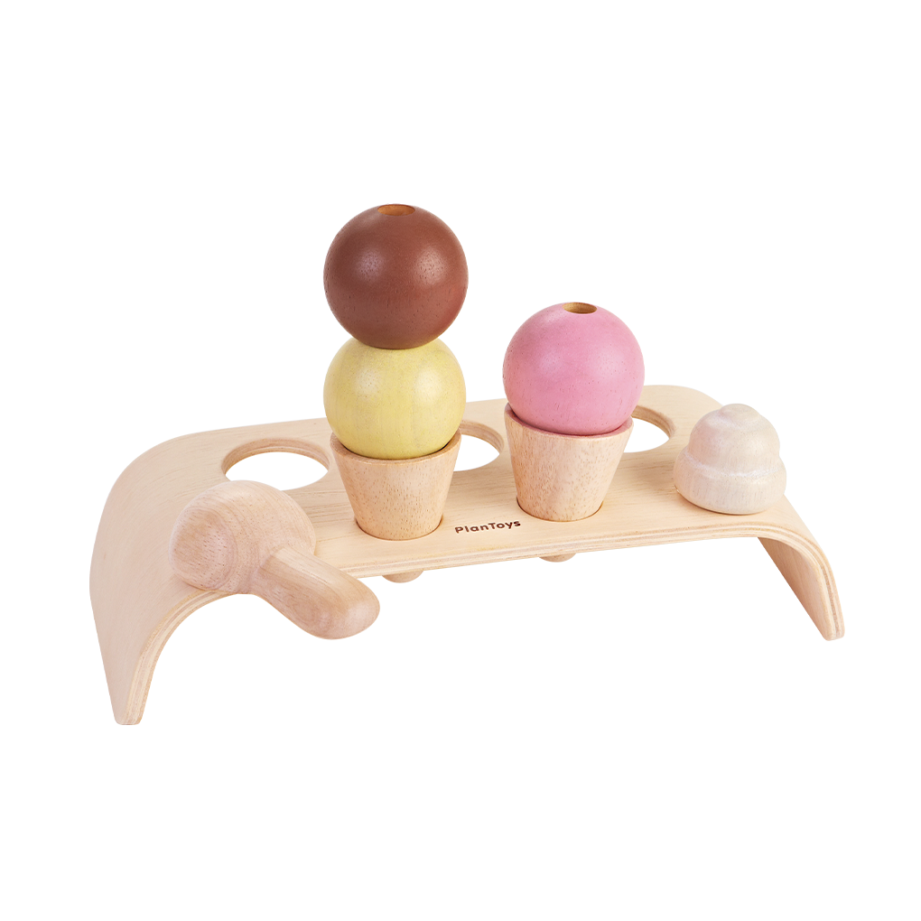 PlanToys Ice Cream Set wooden toy ของเล่นไม้แปลนทอยส์ ชุดไอศครีม ประเภทชุดครัว สำหรับอายุ 2 ปีขึ้นไป