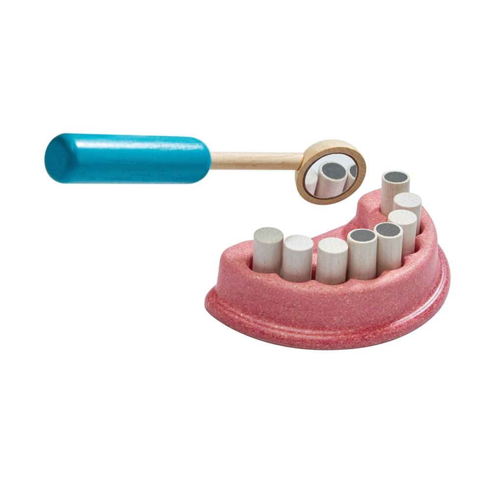 PlanToys Dentist Set wooden toy ของเล่นไม้แปลนทอยส์ ชุดหมอฟัน ประเภทบทบาทสมมุติ สำหรับอายุ 3 ปีขึ้นไป