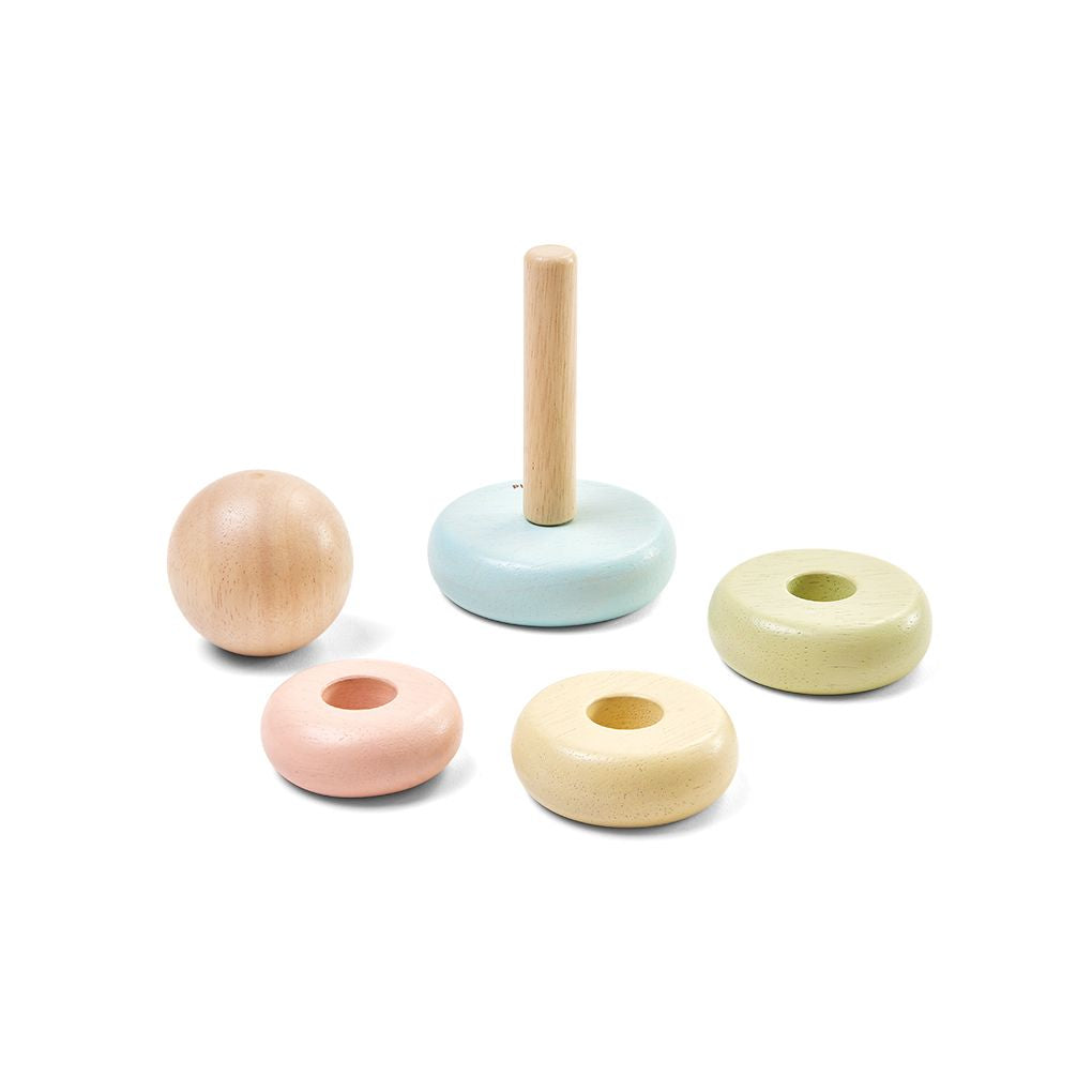 PlanToys pastel First Stacking Ring wooden toy ของเล่นไม้แปลนทอยส์ ชุดวงแหวนเรียงซ้อน ประเภทของเล่นเด็กอ่อน สำหรับอายุ 12 เดือนขึ้นไป