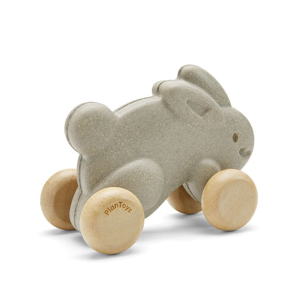 PlanToys grey Push Along Bunny wooden toy ของเล่นไม้แปลนทอยส์ กระต่ายน้อยลากจูง ประเภทของเล่นชวนเคลื่อนไหว สำหรับอายุ 12 เดือนขึ้นไป