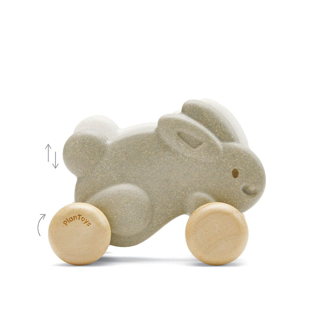 PlanToys grey Push Along Bunny wooden toy ของเล่นไม้แปลนทอยส์ กระต่ายน้อยลากจูง ประเภทของเล่นชวนเคลื่อนไหว สำหรับอายุ 12 เดือนขึ้นไป