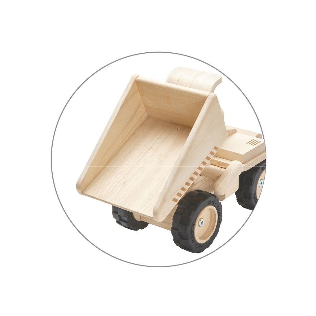 PlanToys natural Dump Truck wooden toy ของเล่นไม้แปลนทอยส์ รถขนของ ประเภทของเล่นชวนเคลื่อนไหว สำหรับอายุ 3 ปีขึ้นไป