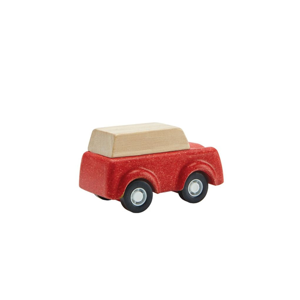 PlanToys red SUV wooden toy ของเล่นไม้แปลนทอยส์ เอสยูวี ประเภทบทบาทสมมุติ สำหรับอายุ 3 ปีขึ้นไป