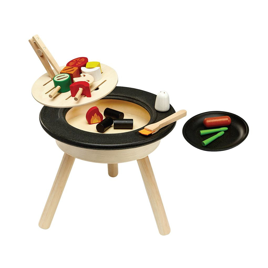 PlanToys BBQ Playset wooden toy ของเล่นไม้แปลนทอยส์ ชุดบาบิคิว ประเภทชุดครัว สำหรับอายุ 3 ปีขึ้นไป
