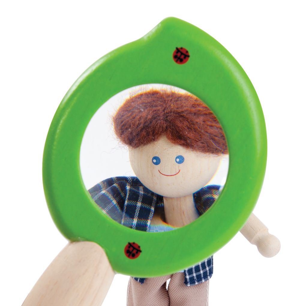 PlanToys Leaf Magnifier wooden toy ของเล่นไม้แปลนทอยส์ ใบไม้ขยายภาพ ของเล่นฝึกทักษะ สำหรับอายุ 18 เดือนขึ้นไป