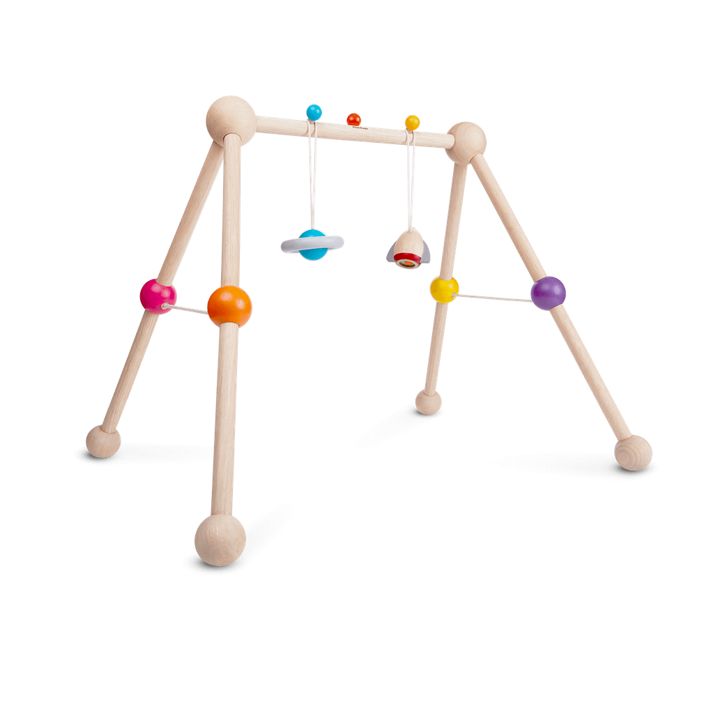 PlanToys Baby Gym wooden toy ของเล่นไม้แปลนทอยส์ เบบี้ยิม ประเภทของเล่นเด็กอ่อน สำหรับอายุ 0-6 เดือน