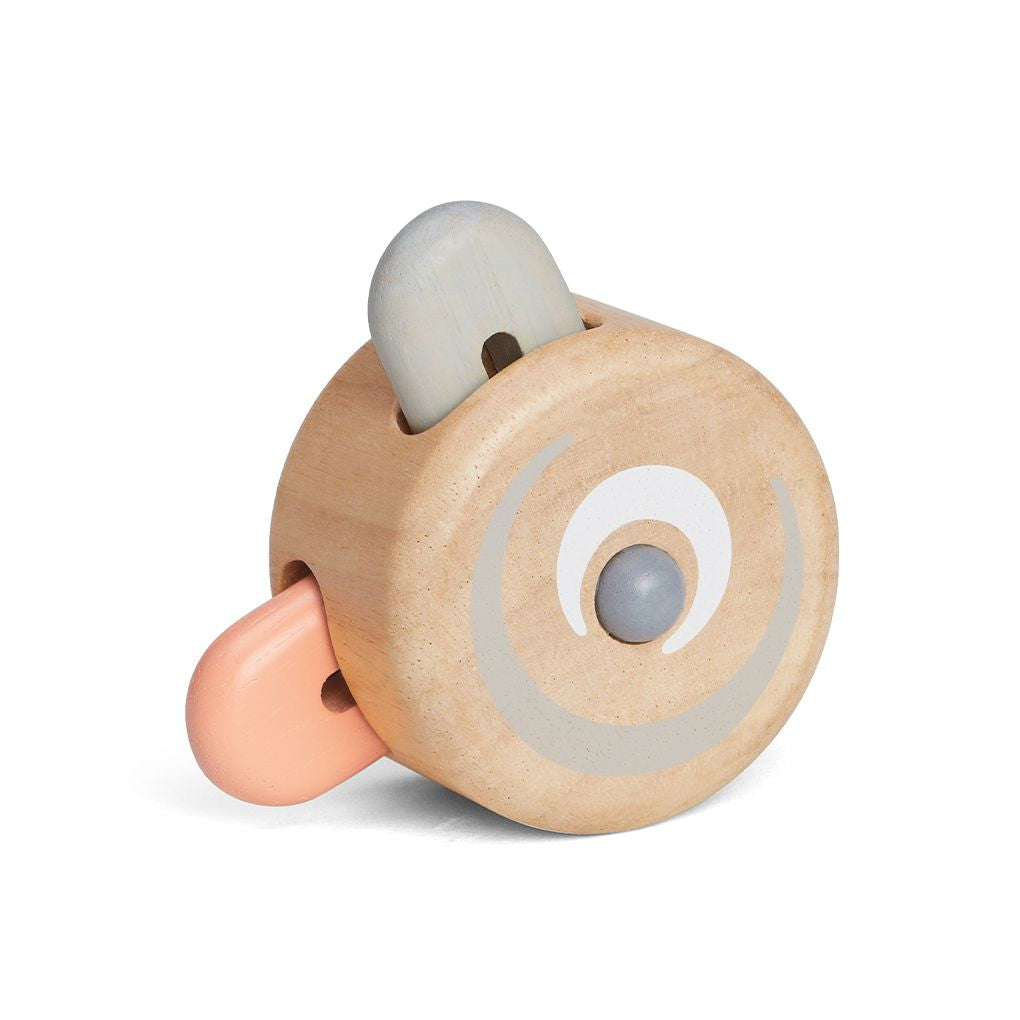 PlanToys pastel Peek-A-Boo Roller wooden toy ของเล่นไม้แปลนทอยส์ ลูกกลิ้งสลับสี ประเภทของเล่นเด็กอ่อน สำหรับอายุ 6 เดือนขึ้นไป