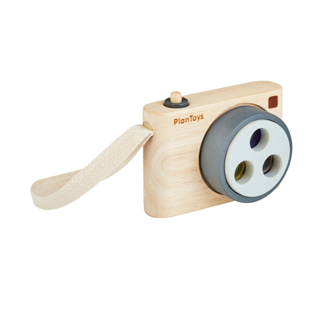 PlanToys Colored Snap Camera wooden toy ของเล่นไม้แปลนทอยส์ กล้องถ่ายรูปเลนส์หลากสี ประเภทบทบาทสมมุติ สำหรับอายุ 3 ปีขึ้นไป