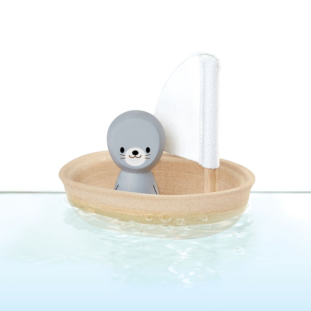 PlanToys Sailing Boat - Seal wooden toy ของเล่นไม้แปลนทอยส์ เรือใบแมวน้ำ ประเภทของเล่นในน้ำ สำหรับอายุ 12 เดือนขึ้นไป