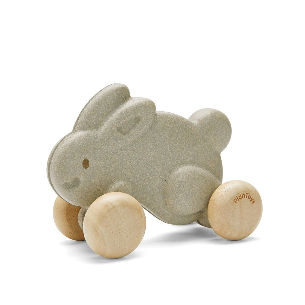 PlanToys grey Push Along Bunny wooden toy ของเล่นไม้แปลนทอยส์ กระต่ายน้อยลากจูง ประเภทของเล่นชวนเคลื่อนไหว สำหรับอายุ 12 เดือนขึ้นไป
