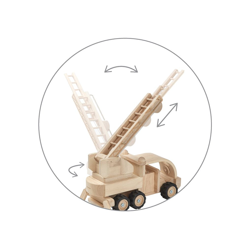 PlanToys natural Fire Truck wooden toy ของเล่นไม้แปลนทอยส์ รถดับเพลิง ประเภทของเล่นชวนเคลื่อนไหว สำหรับอายุ 3 ปีขึ้นไป