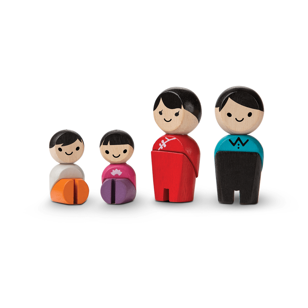PlanToys Family (Asian) wooden toy ของเล่นไม้แปลนทอยส์ ชุดครอบครัว (เอเชีย) ประเภทบทบาทสมมุติ สำหรับอายุ 3 ปีขึ้นไป