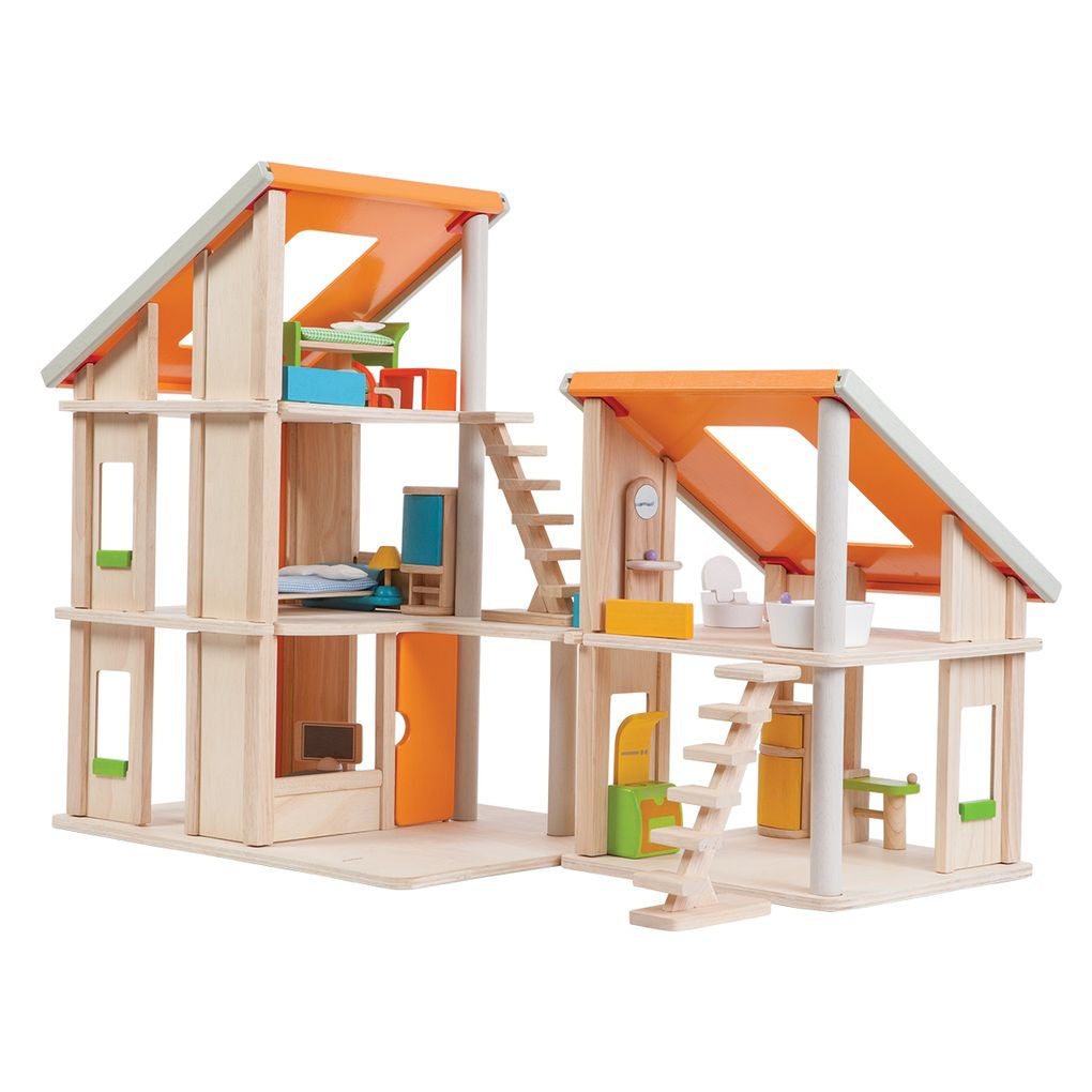 PlanToys Chalet Dollhouse With Furniture wooden toy ของเล่นไม้แปลนทอยส์ บ้านตุ๊กตาพร้อมเฟอร์นิเจอร์ ประเภทบทบาทสมมุติ สำหรับอายุ 3 ปีขึ้นไป
