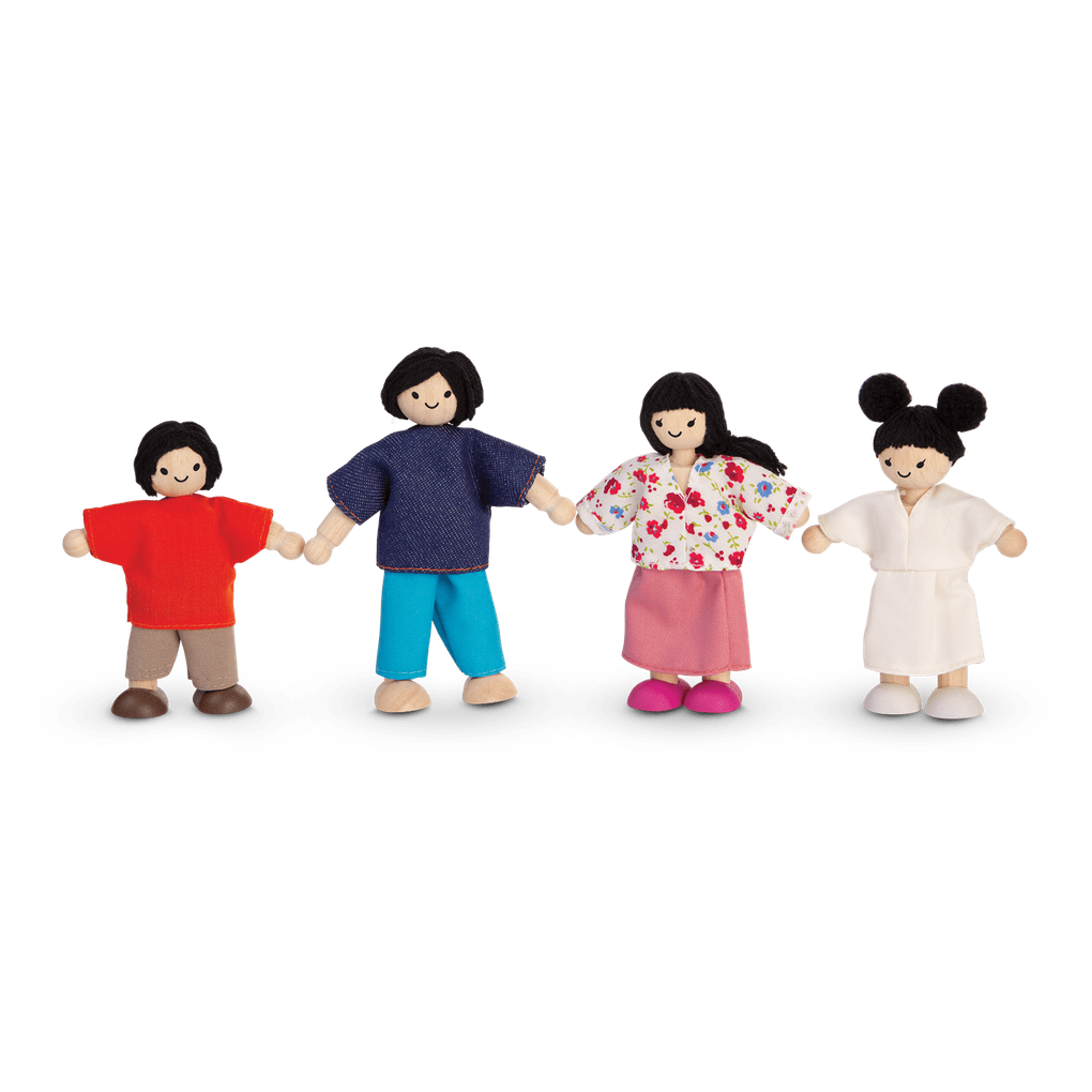 PlanToys Doll Family wooden toy ของเล่นไม้แปลนทอยส์ ชุดครอบครัว (เอเชีย) ประเภทบ้านตุ๊กตา สำหรับอายุ 3 ปีขึ้นไป